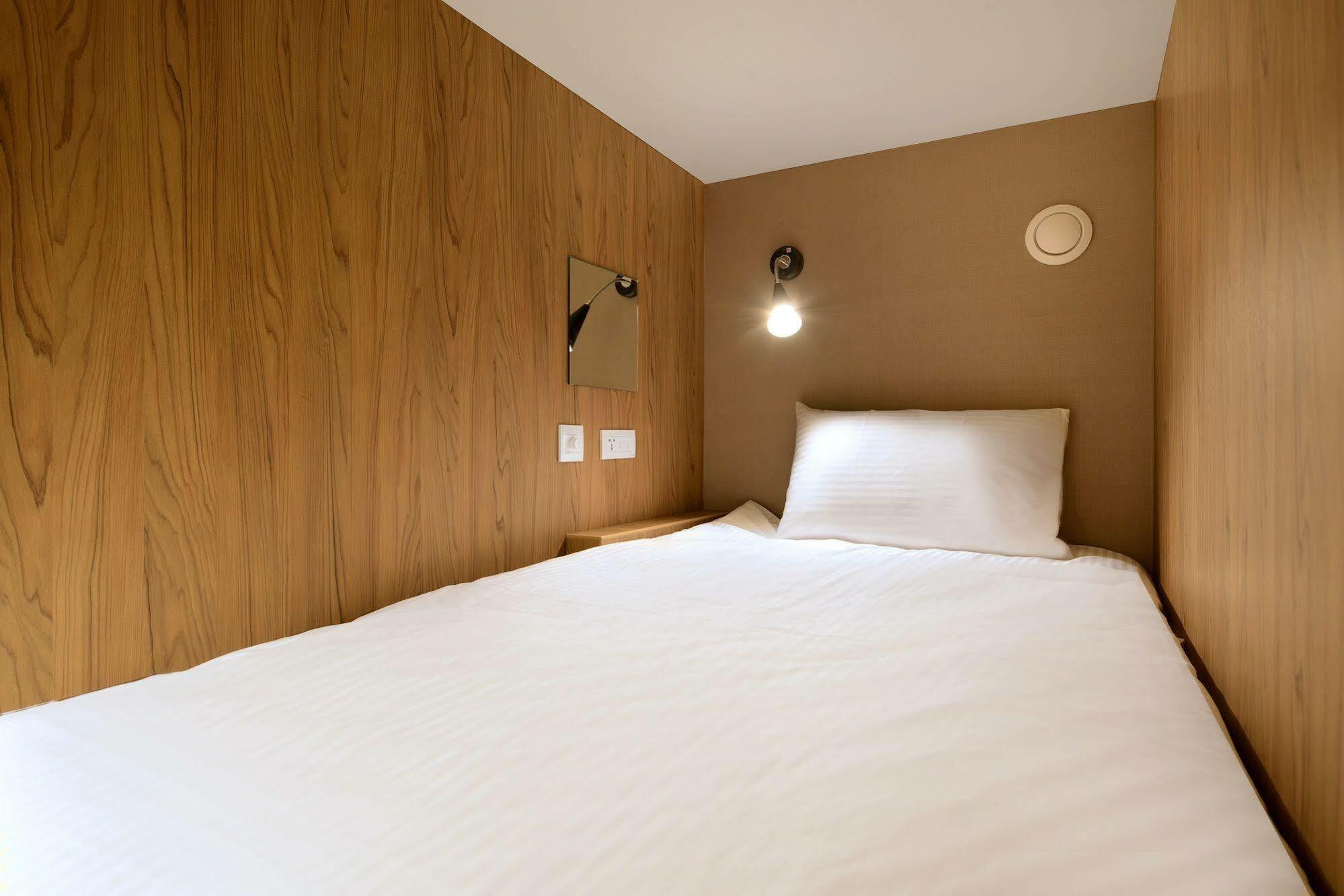 Park City Inn & Hostel Yonghe Exteriör bild